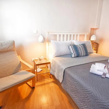 Mouragia Seaside Ground Floor *